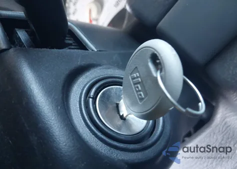 2004 Jeep Liberty Limited Edition из США, поврежденный, VIN 1J4GK58K34W101509